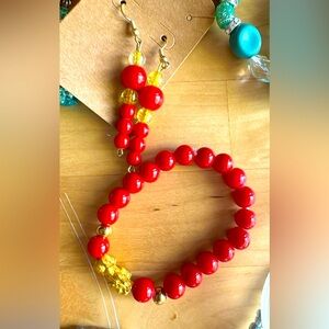 Handmade acrylic beads set of earrings and bracelet